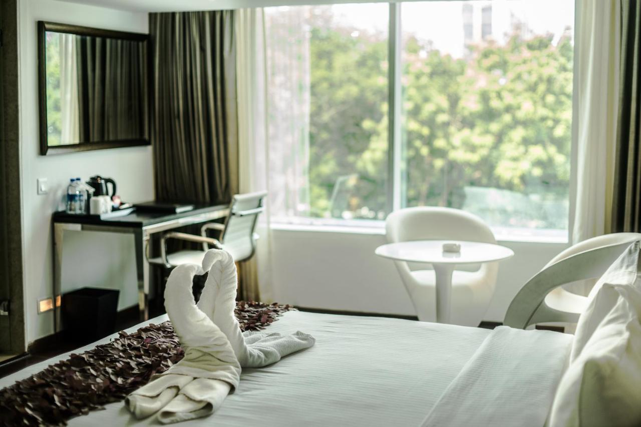 Clarion Hotel President Chennai Exterior photo