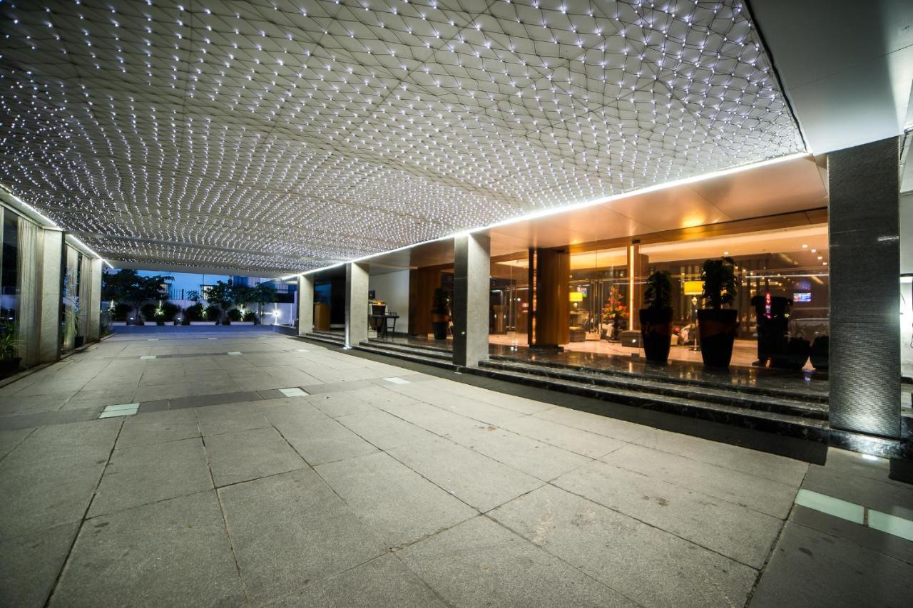 Clarion Hotel President Chennai Exterior photo