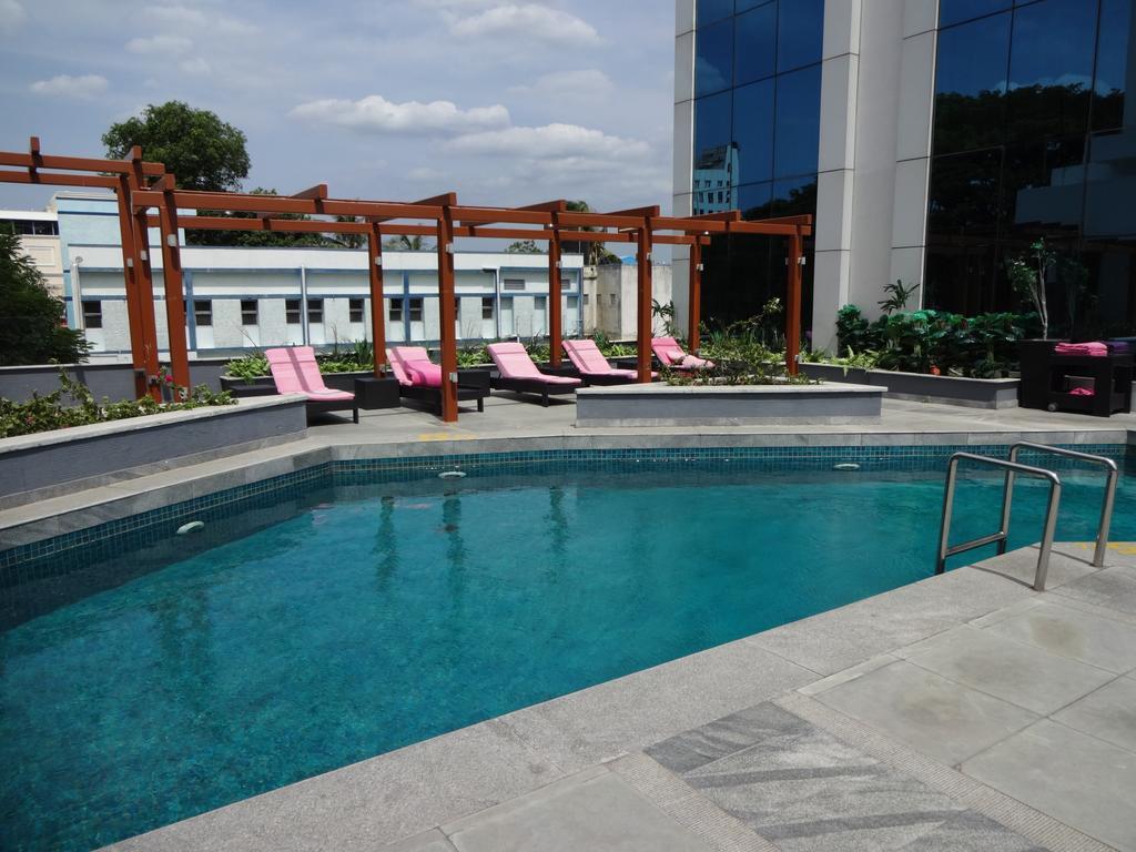 Clarion Hotel President Chennai Exterior photo