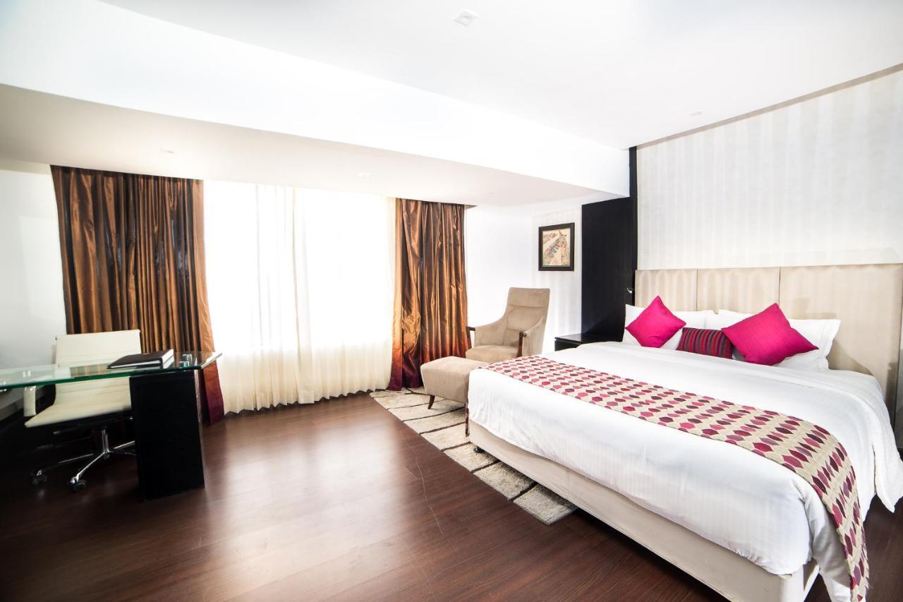 Clarion Hotel President Chennai Exterior photo